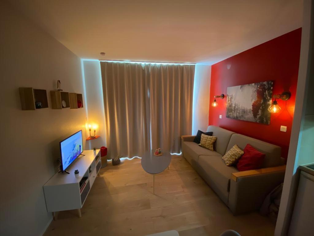 Appartement Au Calme Face Au Lac มาร์ซีอัก ภายนอก รูปภาพ