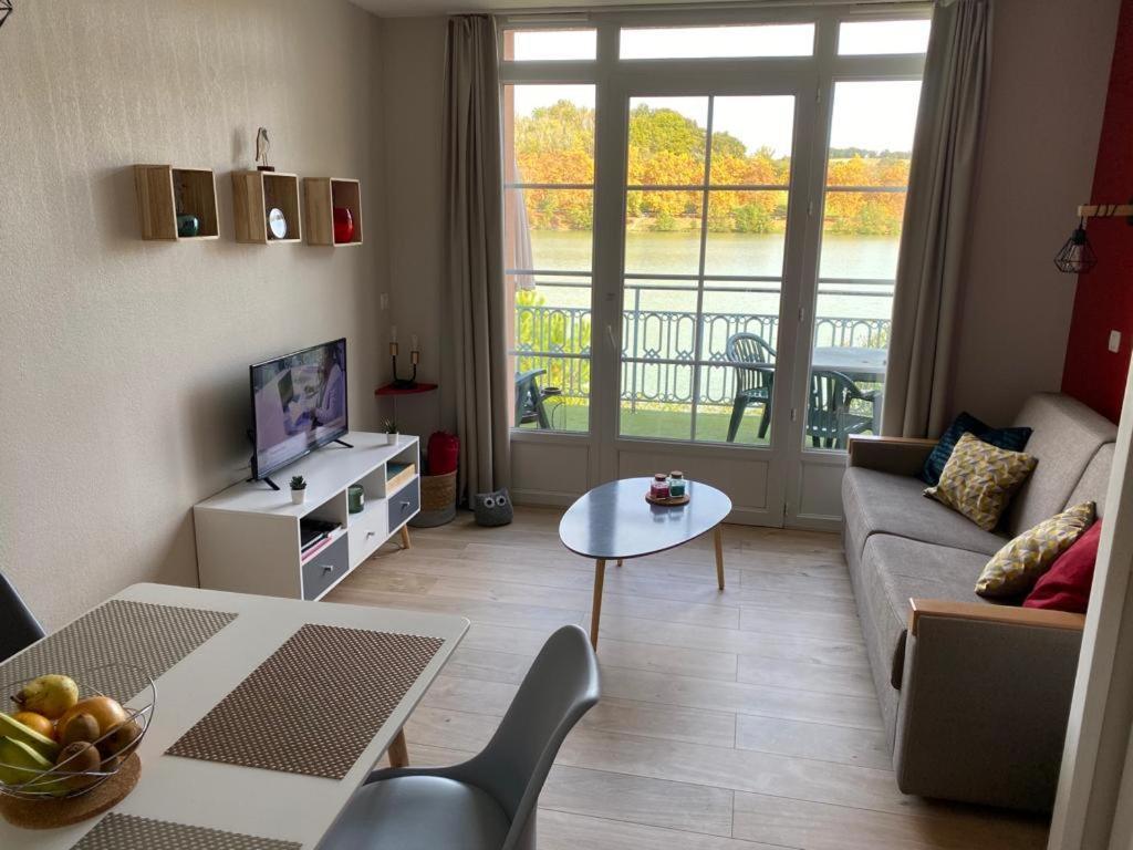 Appartement Au Calme Face Au Lac มาร์ซีอัก ภายนอก รูปภาพ