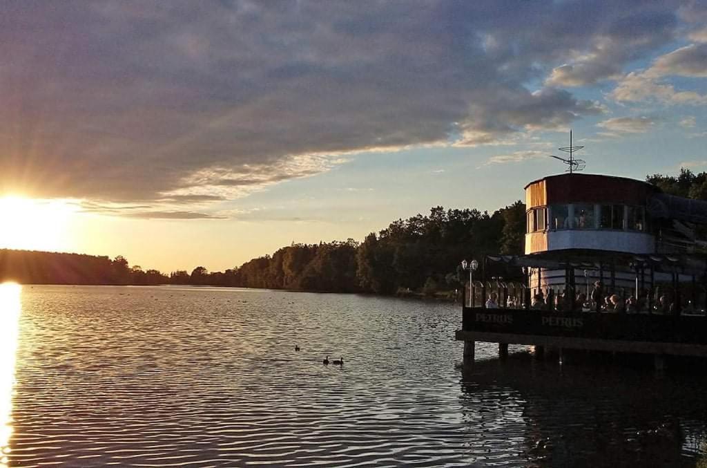 Appartement Au Calme Face Au Lac มาร์ซีอัก ภายนอก รูปภาพ