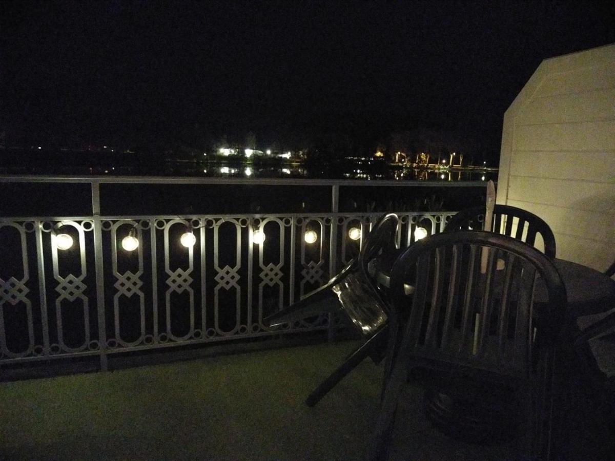 Appartement Au Calme Face Au Lac มาร์ซีอัก ภายนอก รูปภาพ